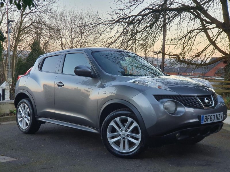 NISSAN JUKE 1.6 Acenta Premium Euro 5 (s/s) 5dr